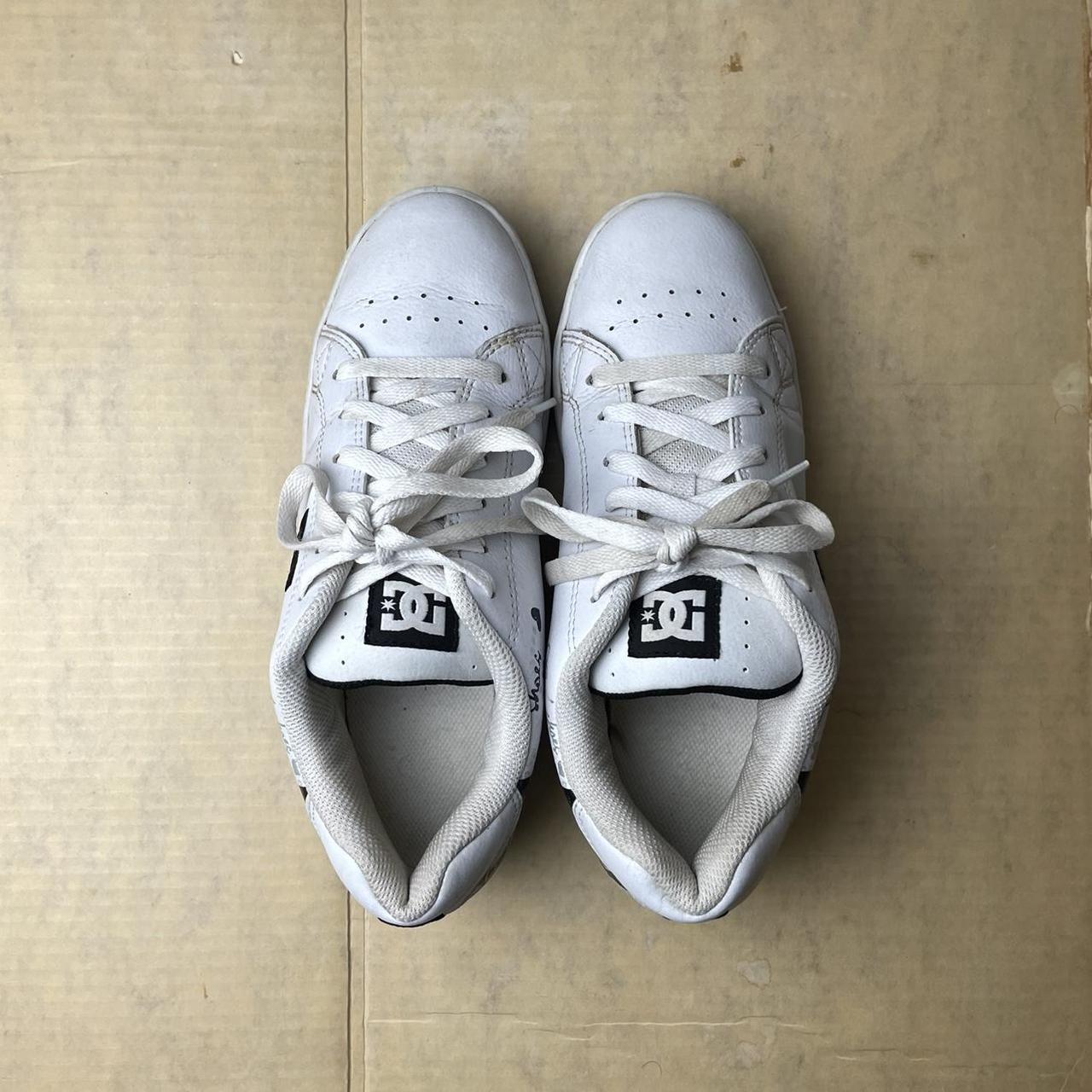 DC Shoes Women's White and Black Trainers (2)