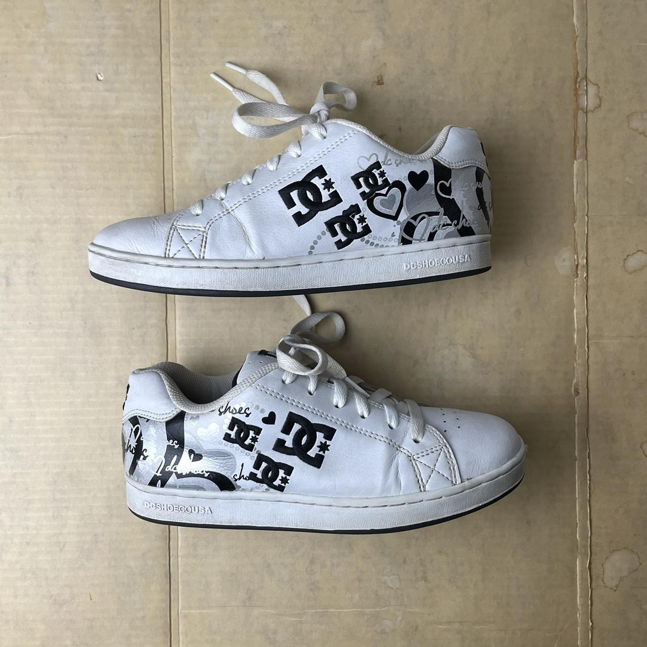 DC Shoes Women's White and Black Trainers (4)