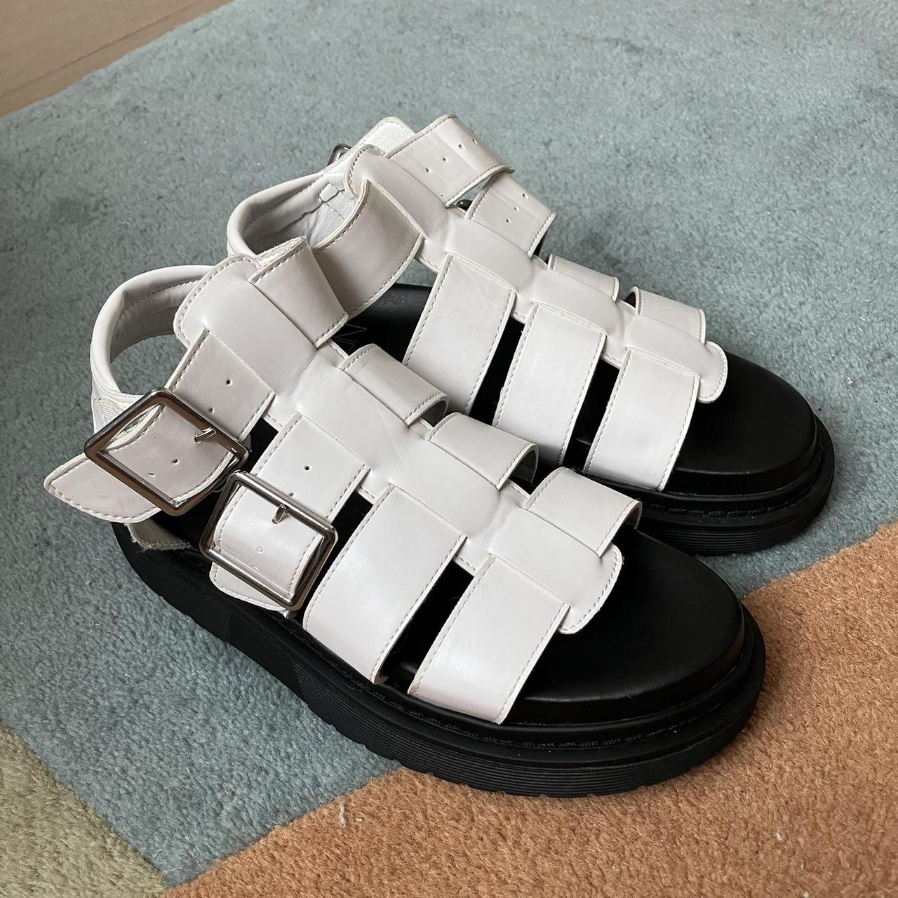 Cute chunky online sandals