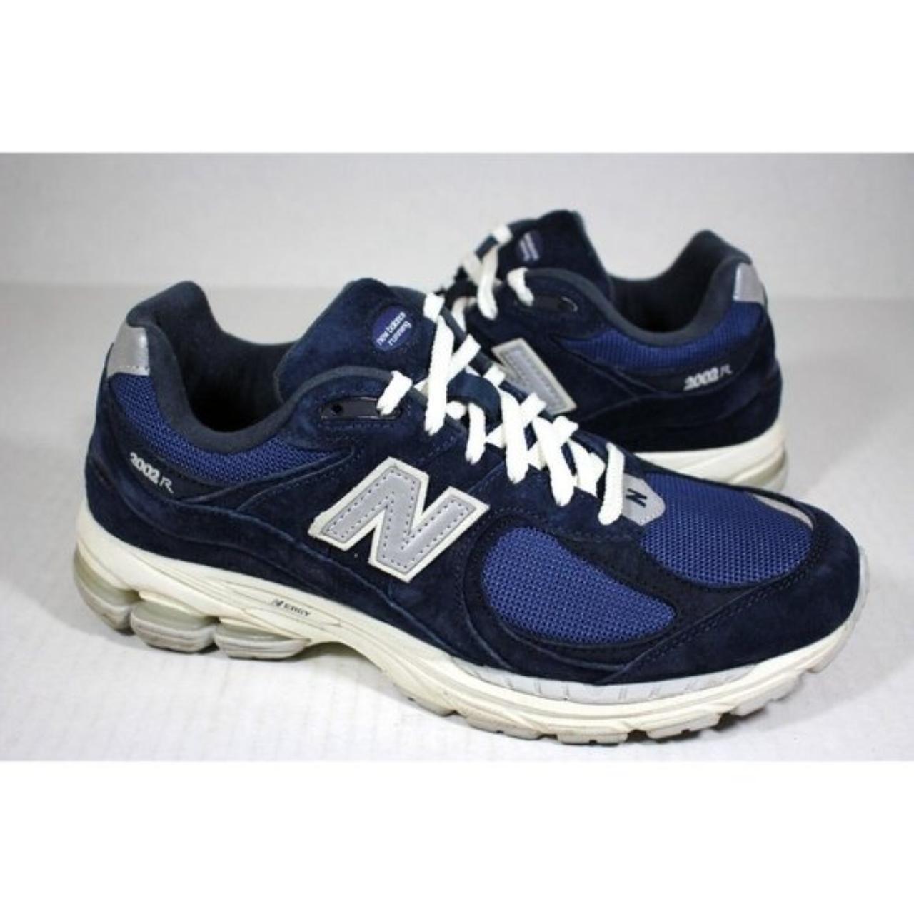 New Balance 2002R Navy Grey M2002RHL Mens 9...