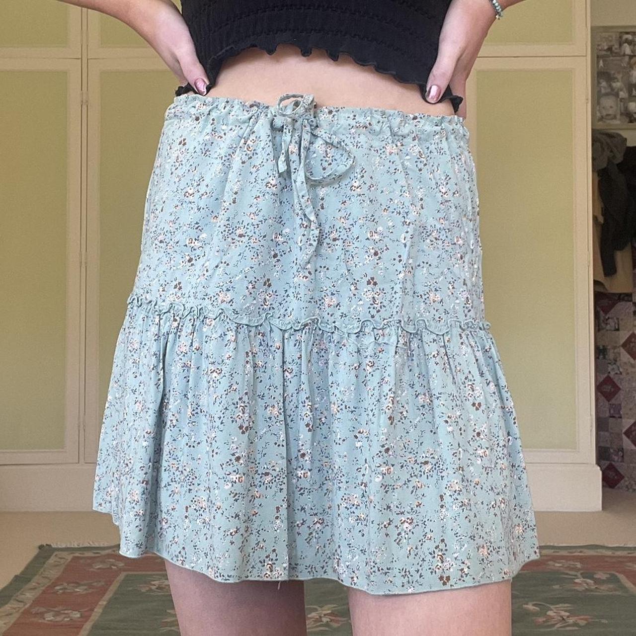 Brandy Melville tie floral skirt! summer spring... Depop