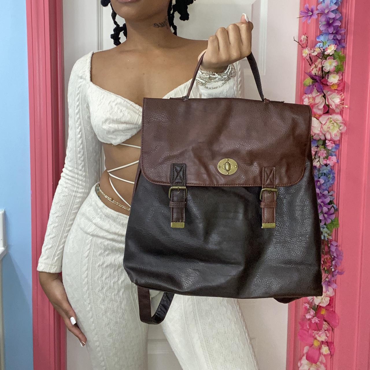item listed by magdalenagero