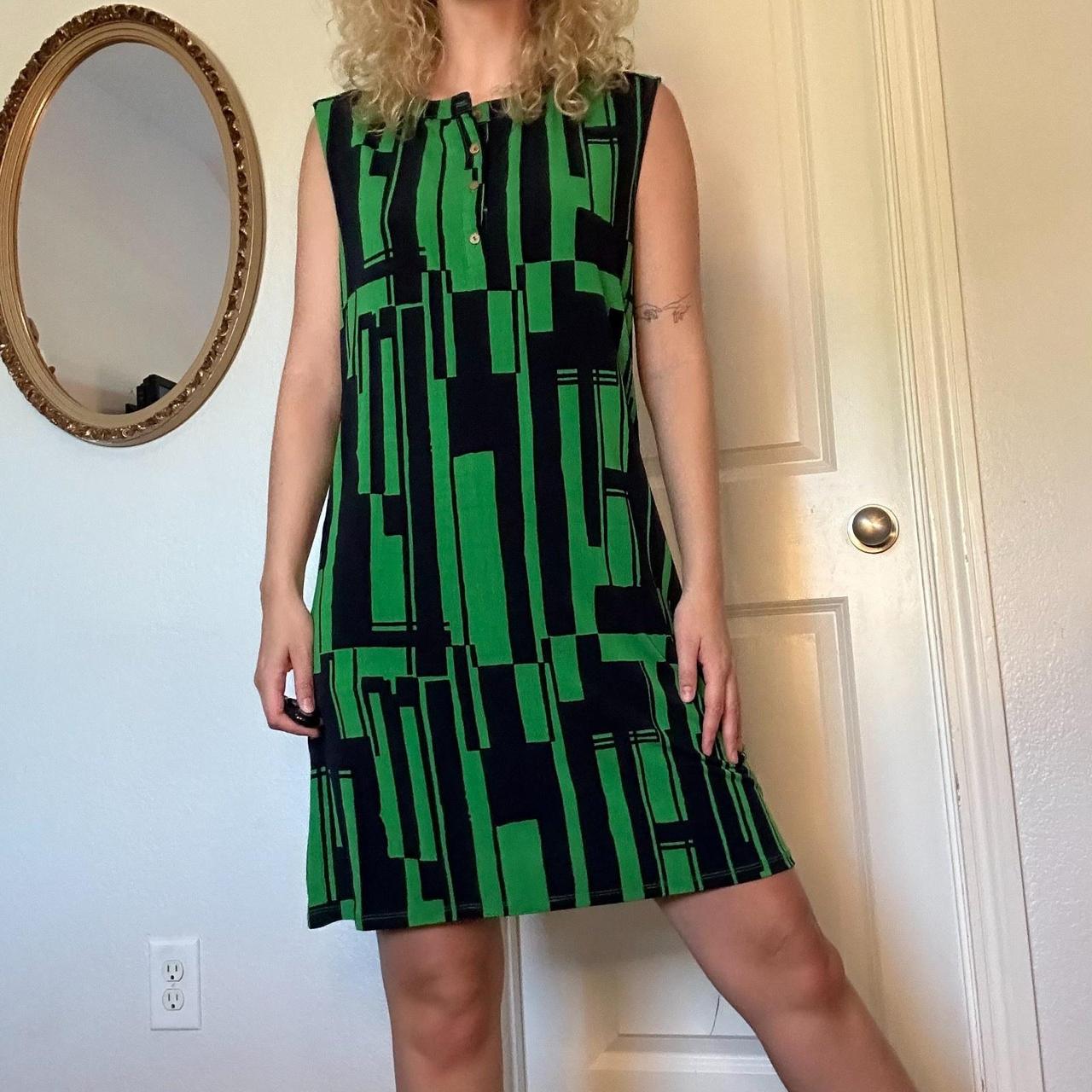 NWOT Women s Cremieux Green Black Geometric Print. Depop