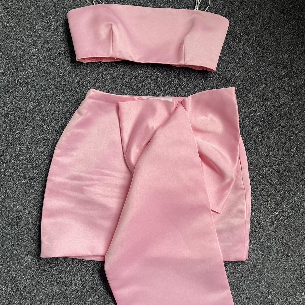 Zara Women's Pink Skirt Depop