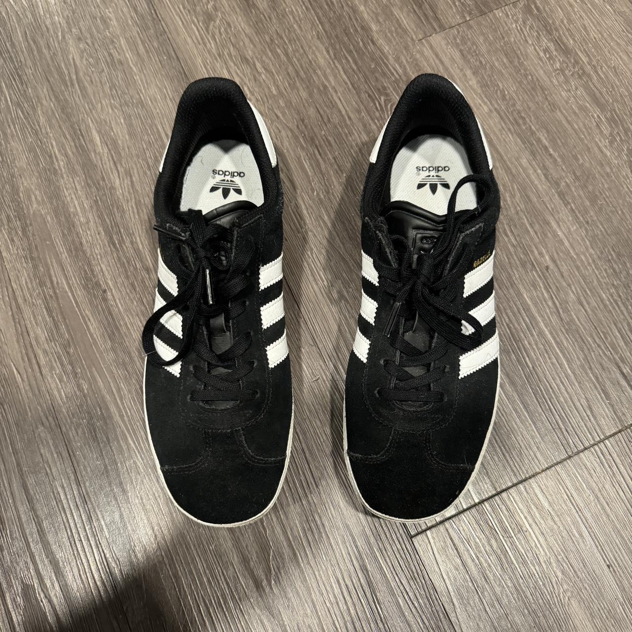 Gazelle Good condition - Depop