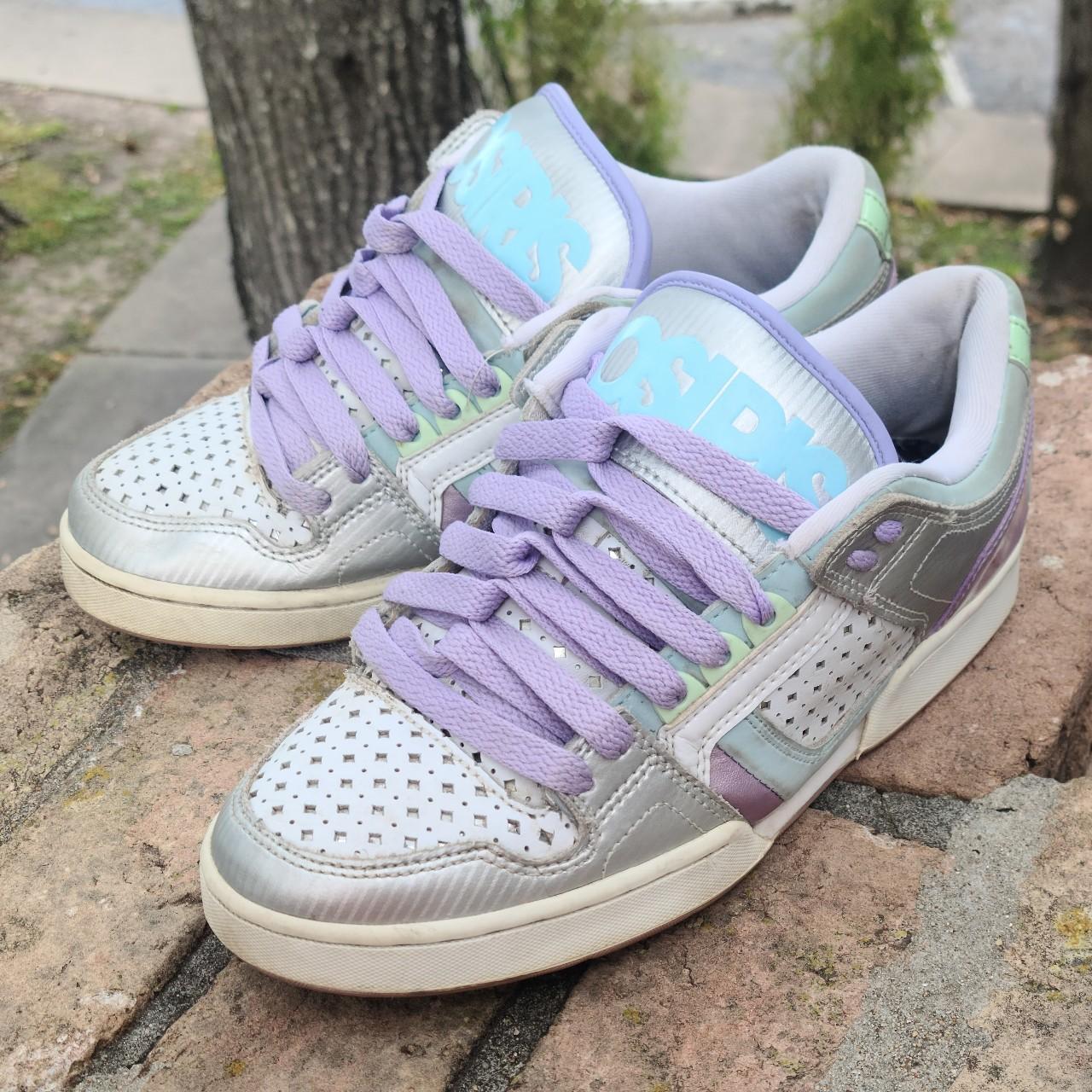 2000s Osiris skate shoes sz 9 women's minor wear... Depop