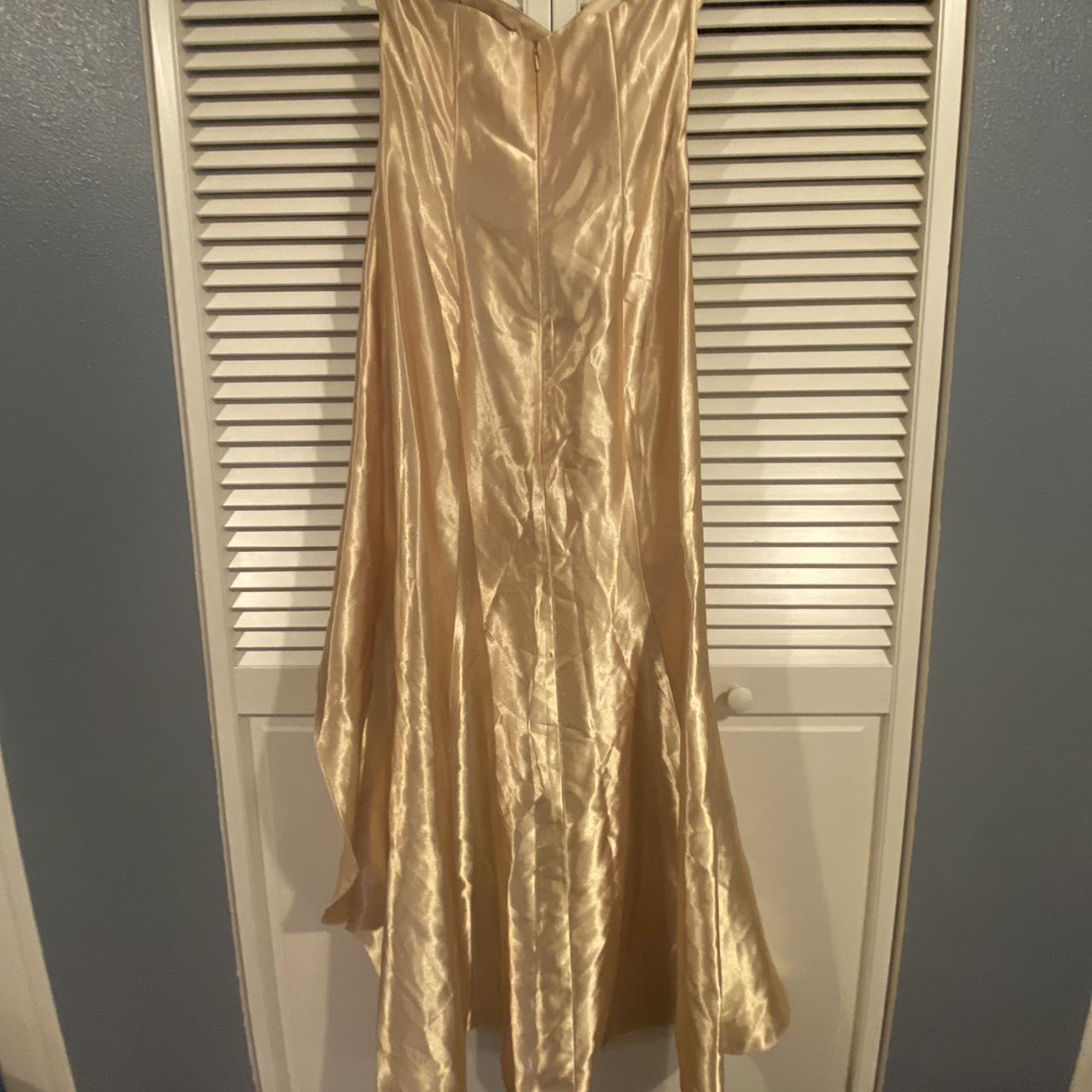 Jessica McClintock Women S Gold Dress Depop   P0 