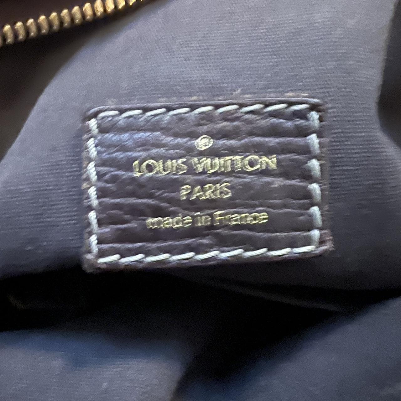 💯 Louis Vuitton Crossbody Authentic Louis Vuitton - Depop