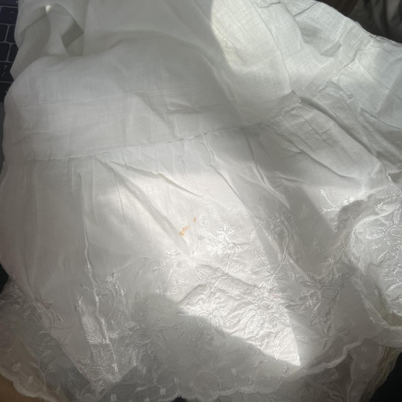 Vintage cotton white slip skirt with white flower... - Depop