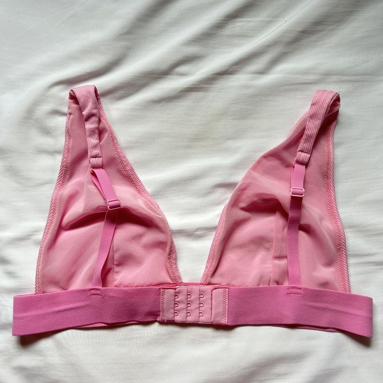Skims Women's Pink Bra | Depop