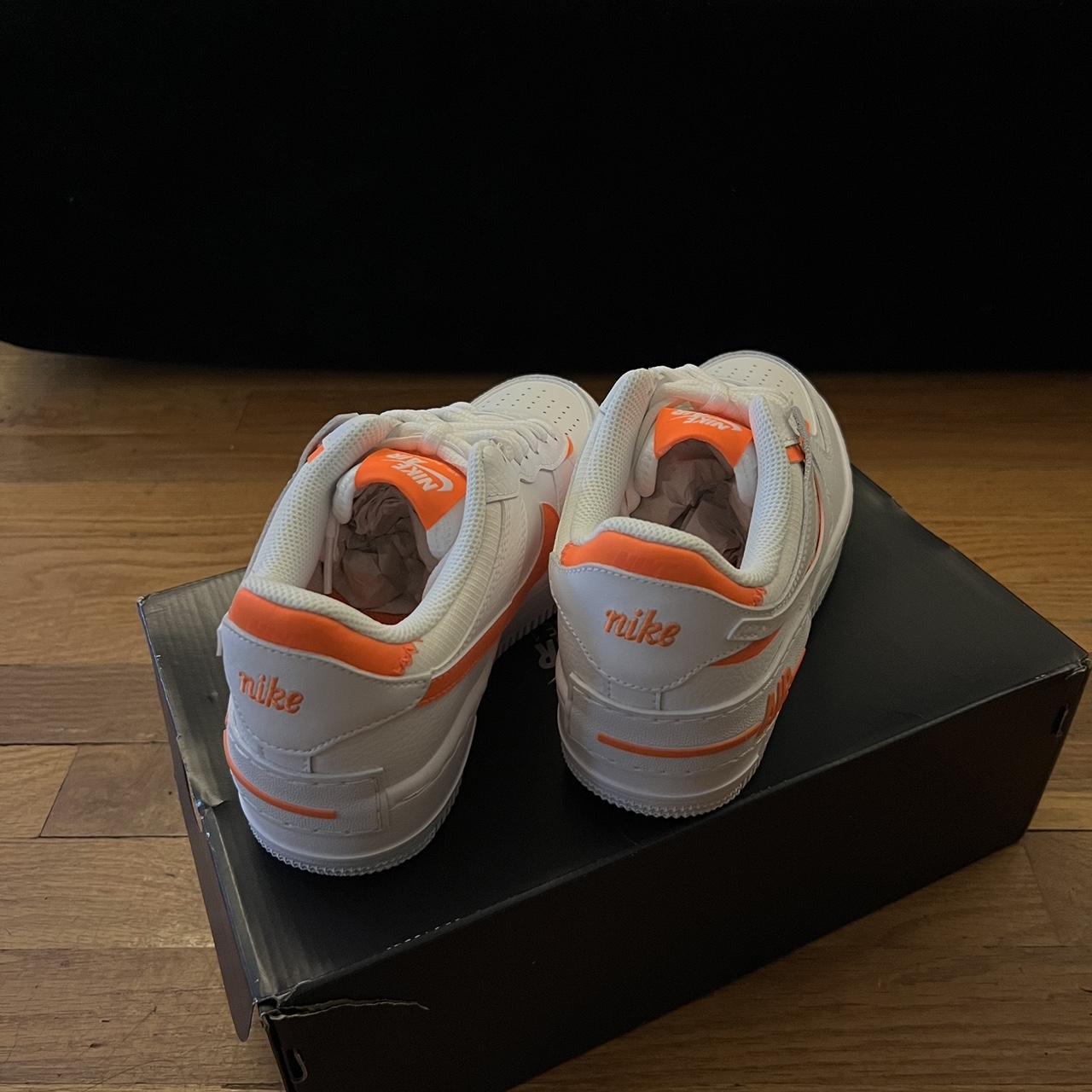 Nike Women's White and Orange Trainers | Depop