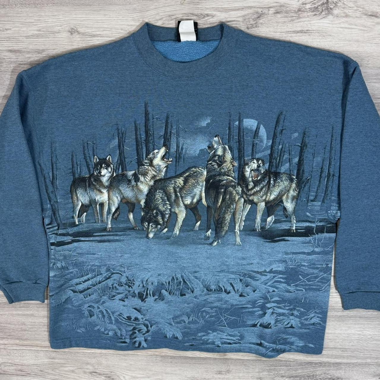 Vintage 90s Wolves Double Sided Crewneck top size Large