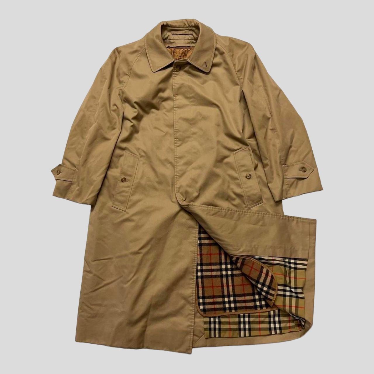 Vintage Burberry trench coat with Burberry’s iconic... - Depop