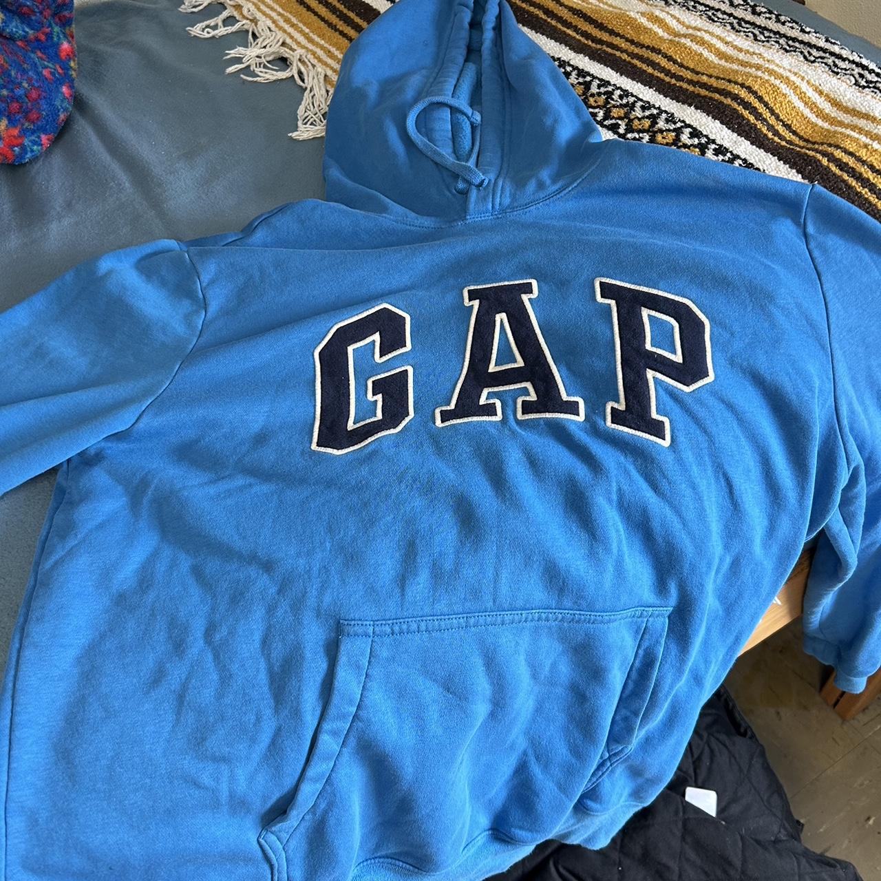 Gap Men's Blue Sweatshirt | Depop
