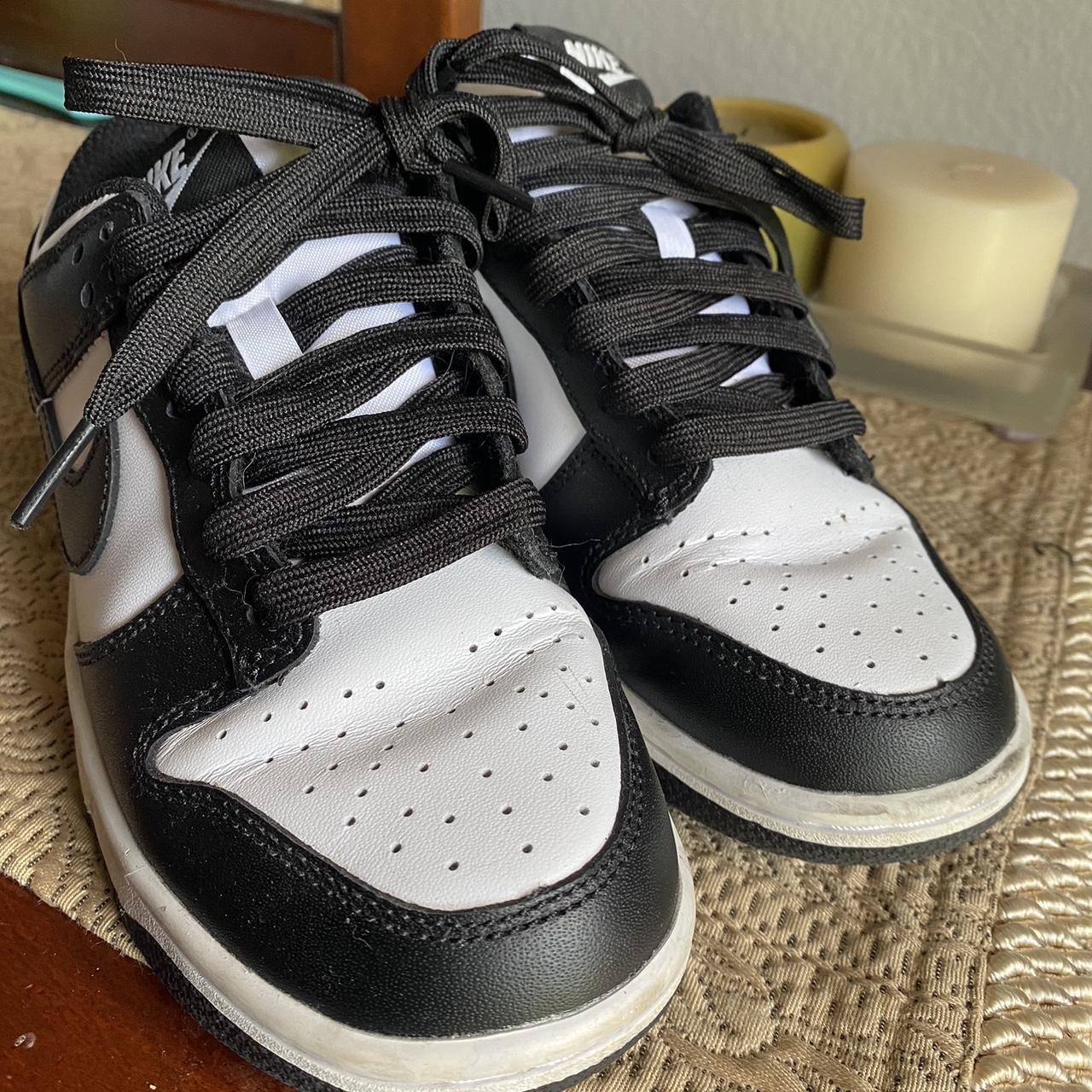 black and white dunks size 6