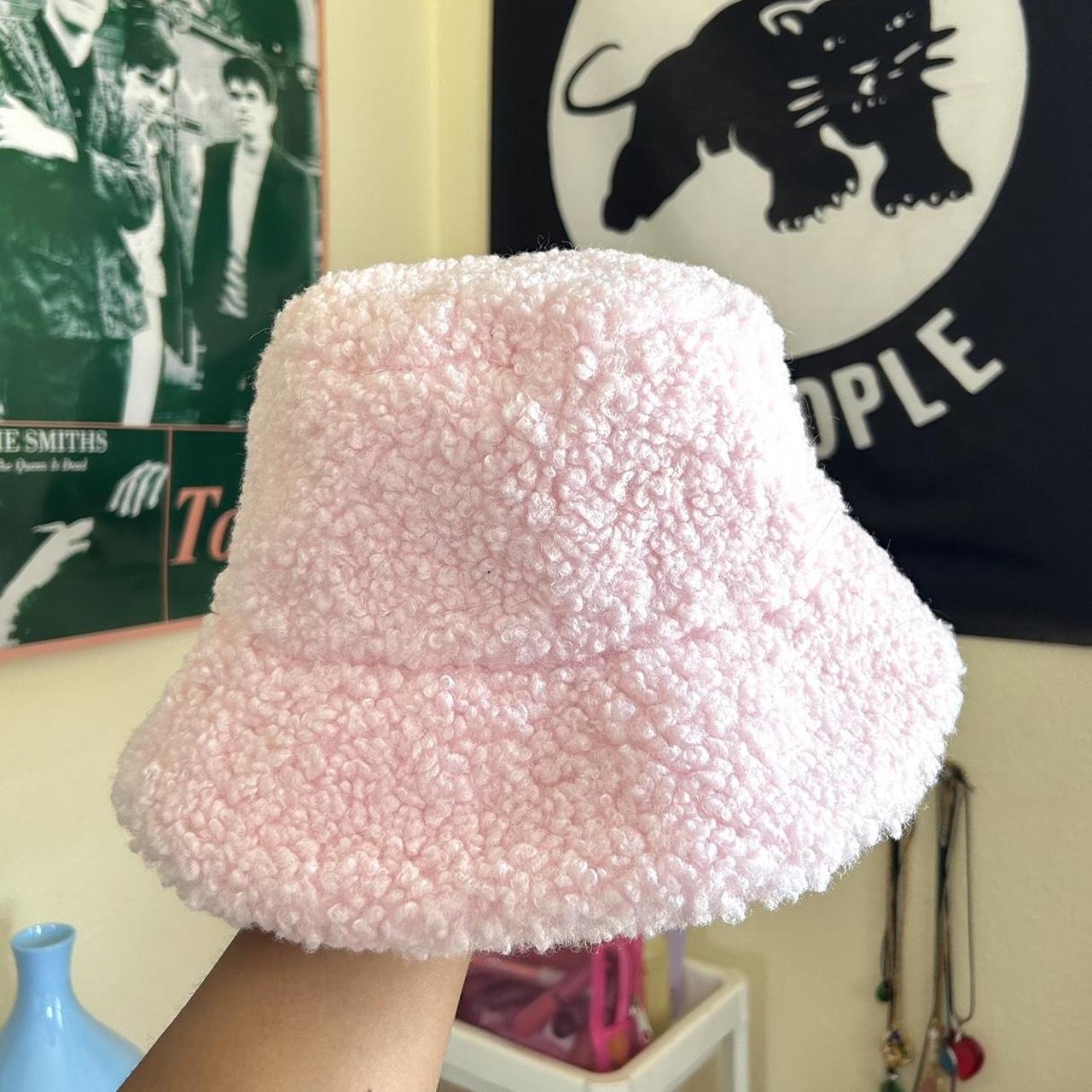 Pink fuzzy bucket hat online