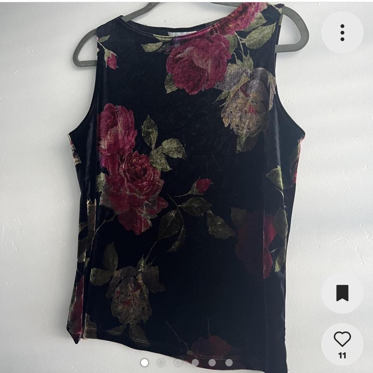 Vintage velvet floral tank. Stitching is coming... - Depop