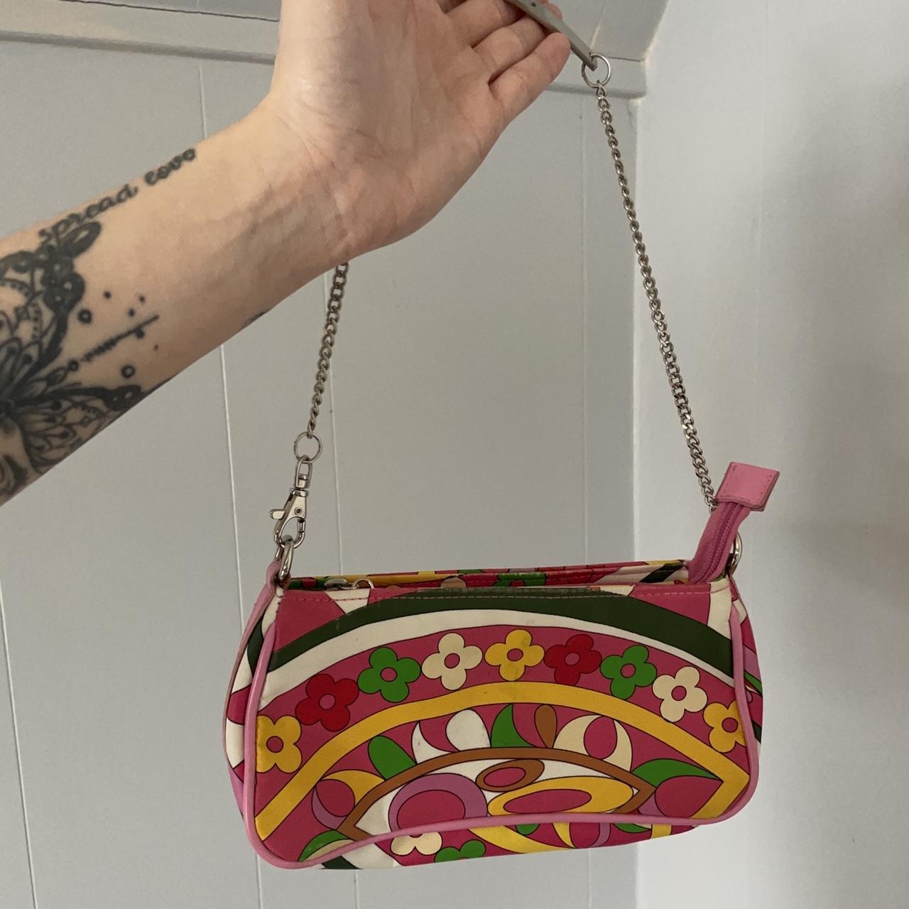 Retro Y2K XOXO Bag Features the cutest chain strap.... - Depop