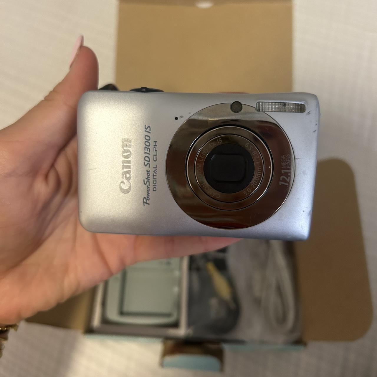 CANON POWERSHOT SD 1300 IS READ DESCRIPTION LCD... Depop