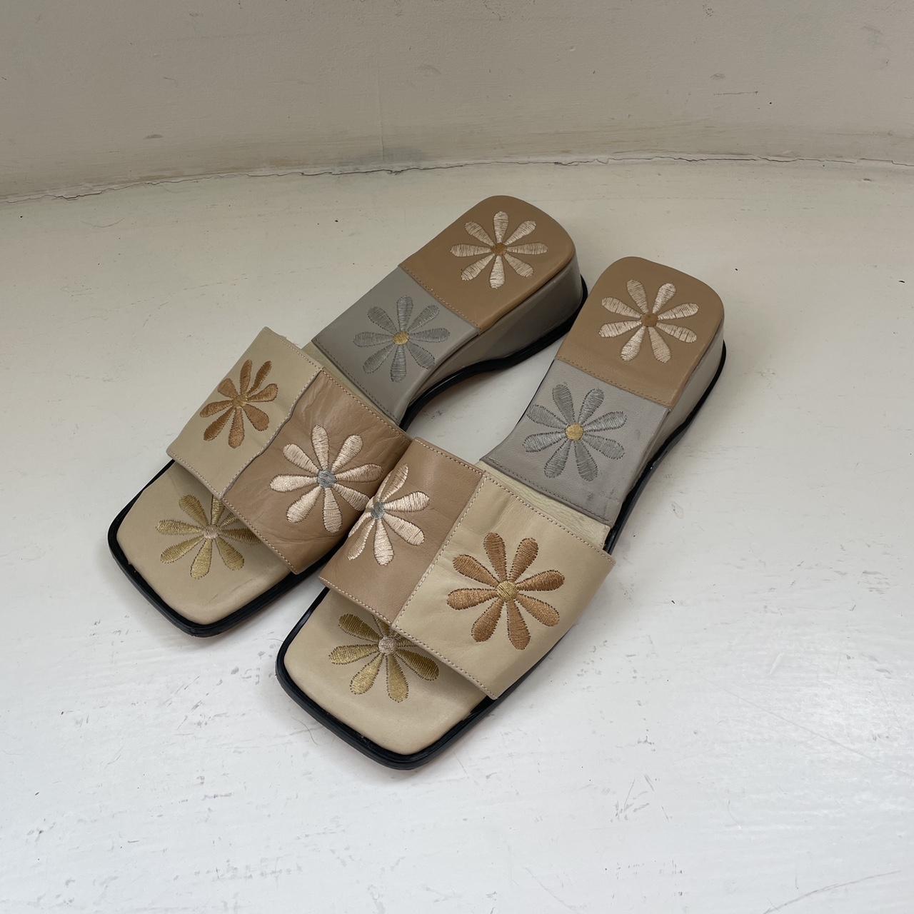 vintage leather floral detailing wedge sandals uk 3... - Depop