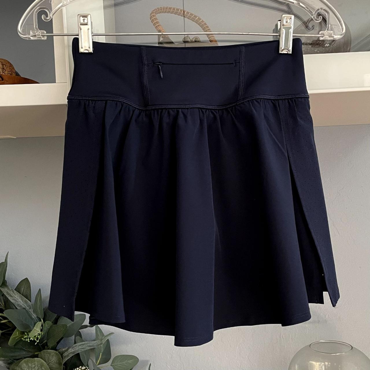 Spanx The Get Moving Skort 14 Navy Size: XS Hits at - Depop