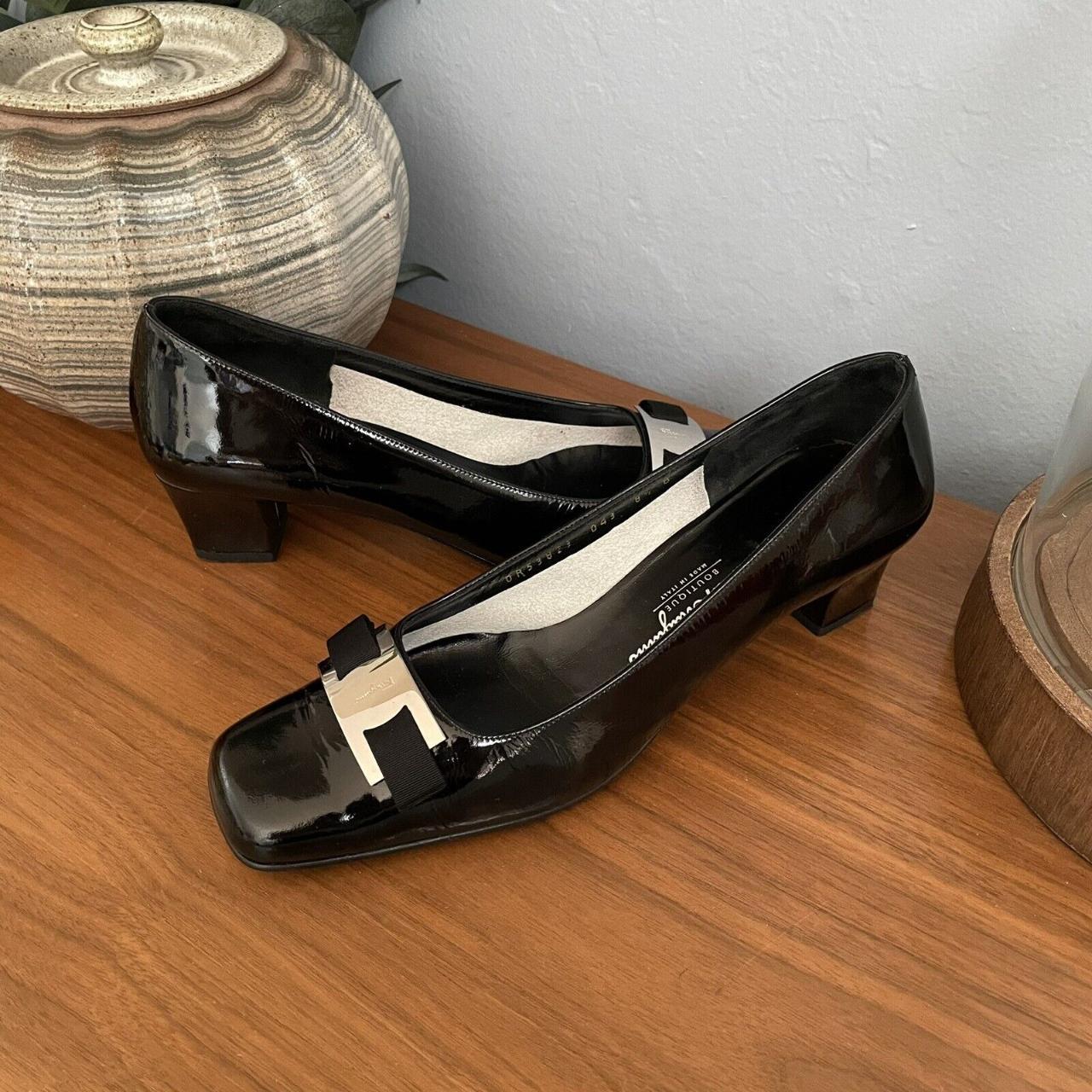 SALVATORE FERRAGAMO -Vara Patent Leather Bow Black Pump Heels