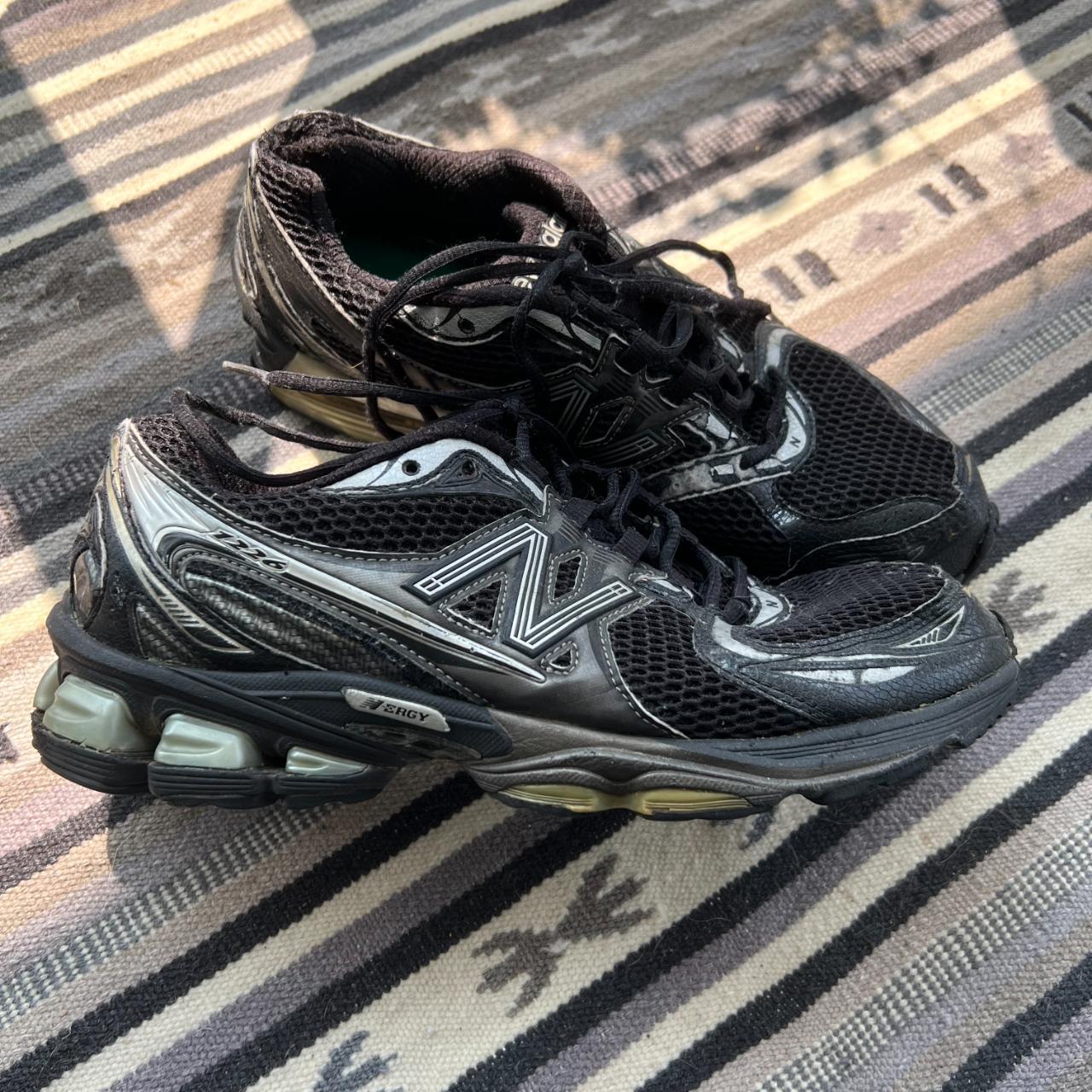 New Balance Men's Black Trainers | Depop