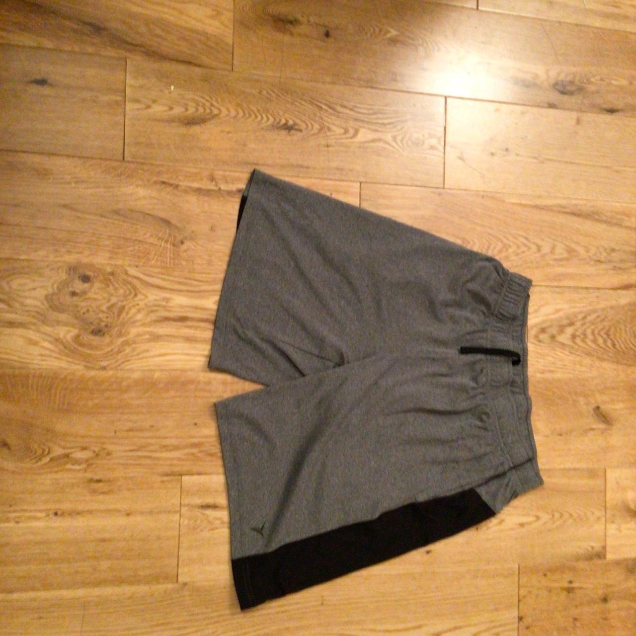 Old Navy Men's Shorts Depop