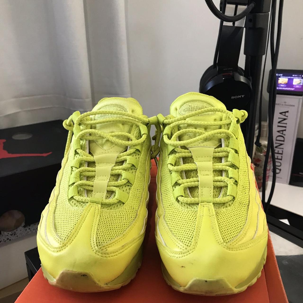yellow air max 95 womens