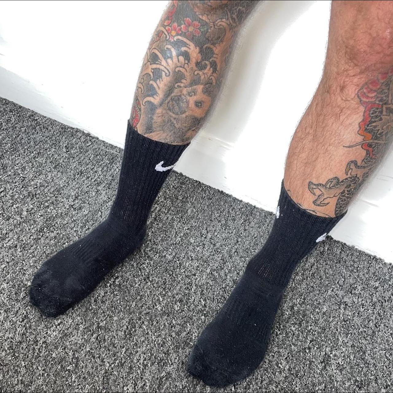 mens long black nike socks