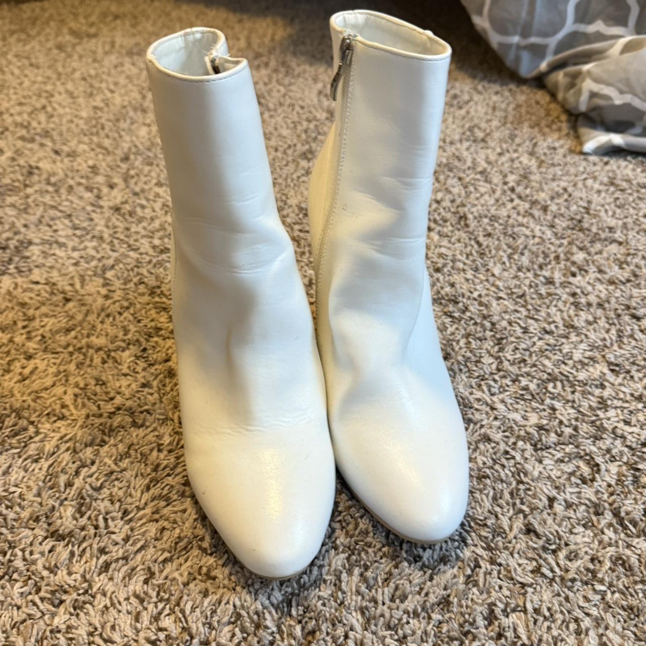 item listed by amaraboone
