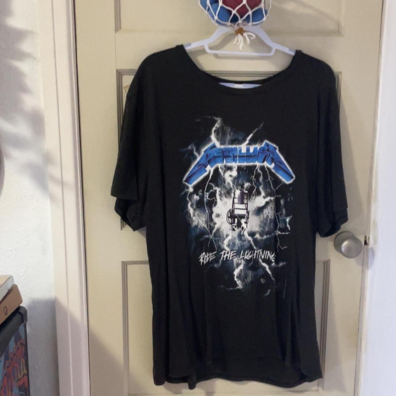 Metallica ride the lighting T-shirt XL H&M divided...