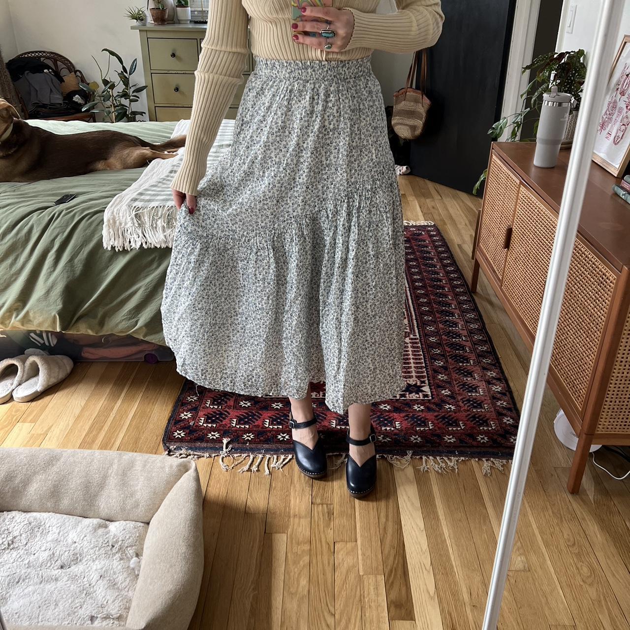 American Eagle midi skirt fully lined Barely worn Depop