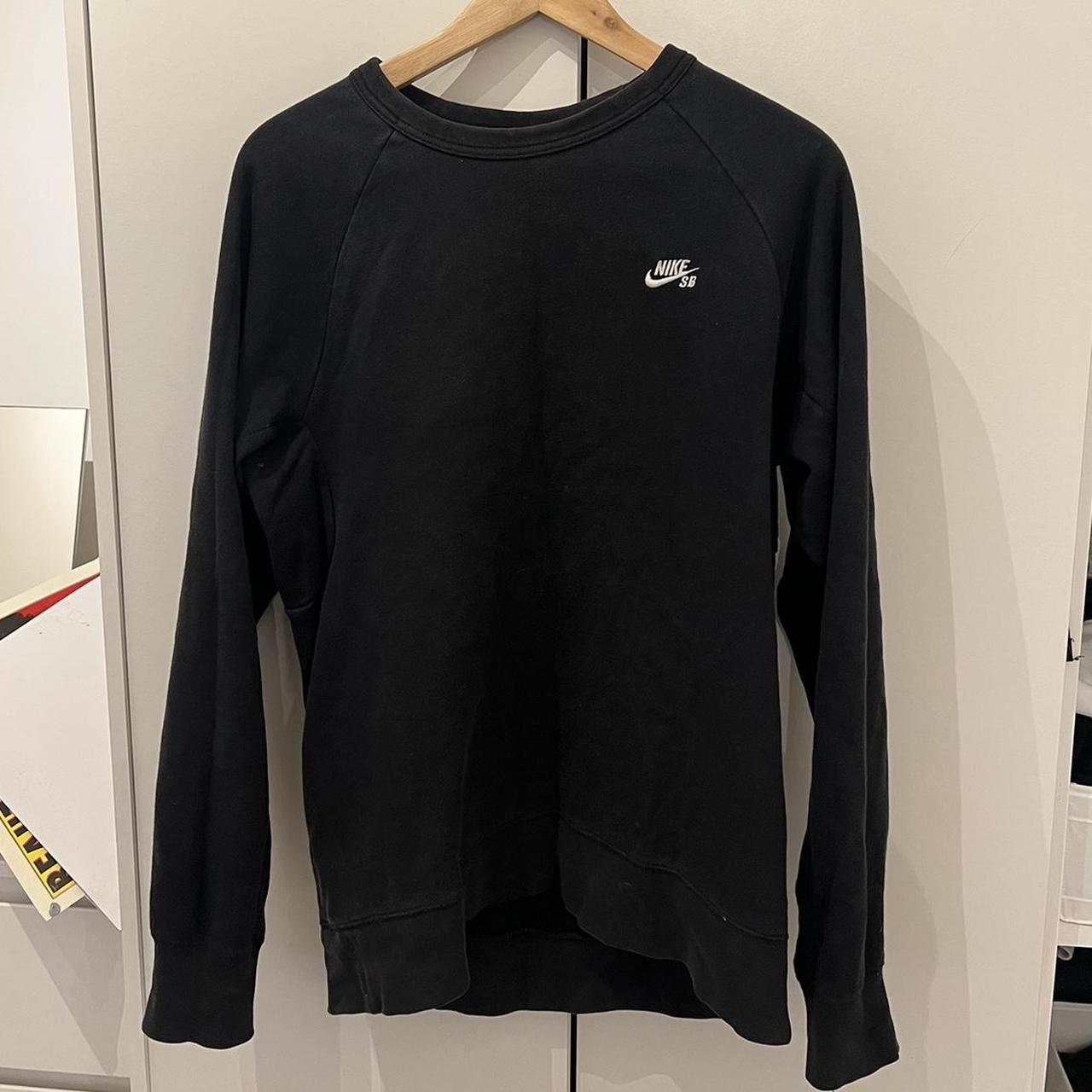 mens black nike crew neck