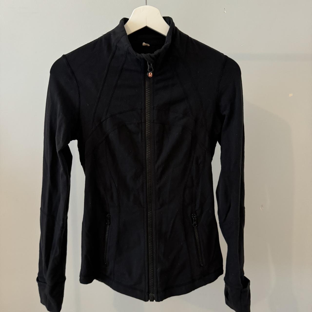 Lululemon store define jacket size 4