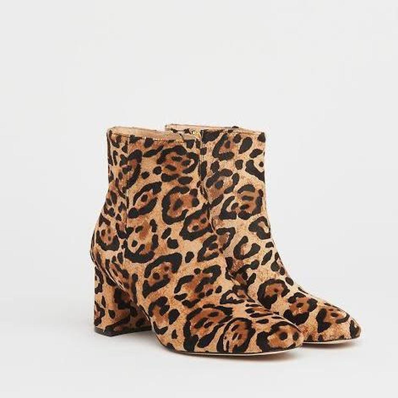 Leopard print ankle boots in calf hair with a 3.5. Depop