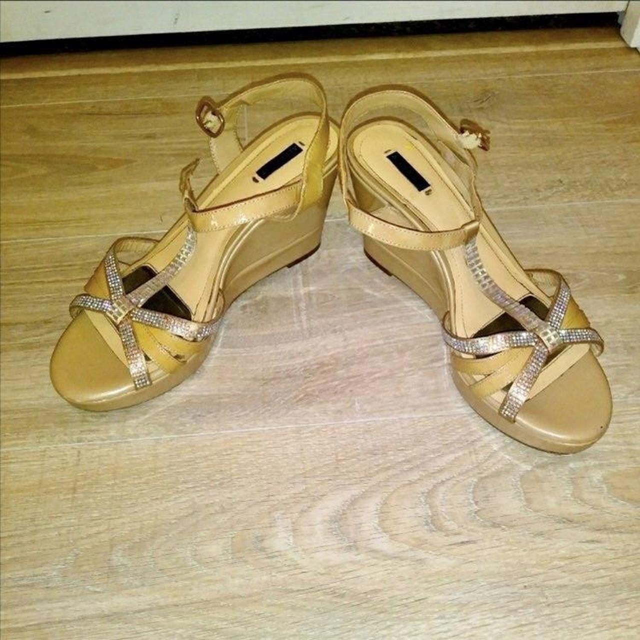 Alex marie wedge discount sandals