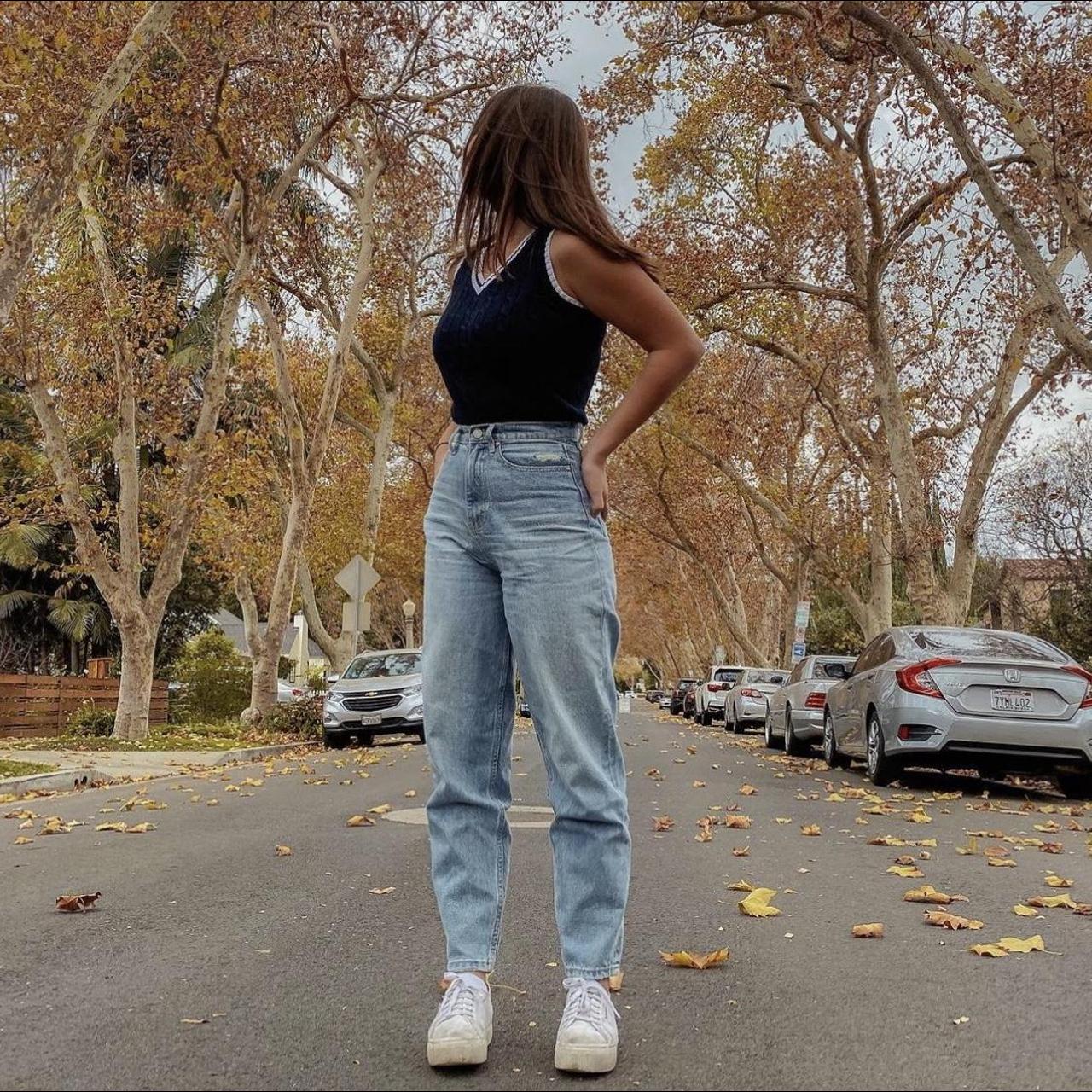 item listed by veronicabarsoomian