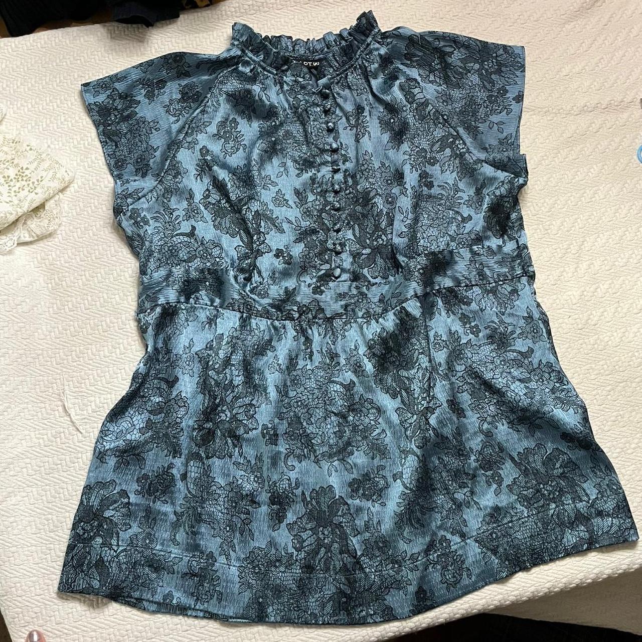 item listed by galaxiesofnobodies