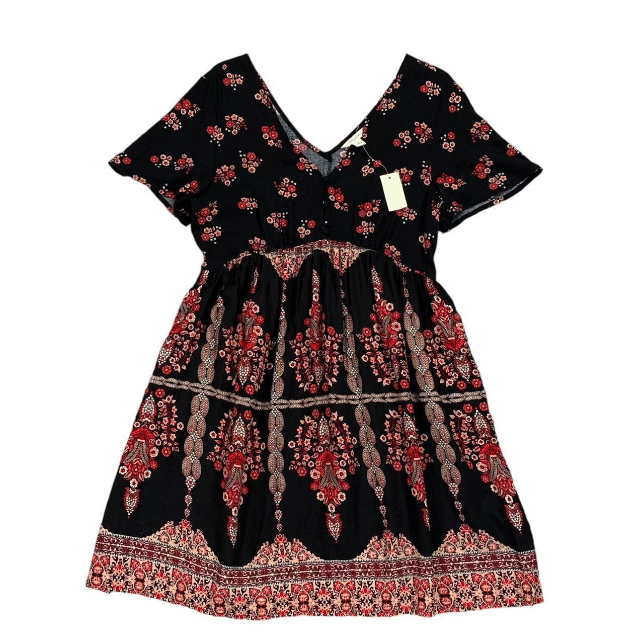 Aeropostale Women’s Black Red Floral V Neck