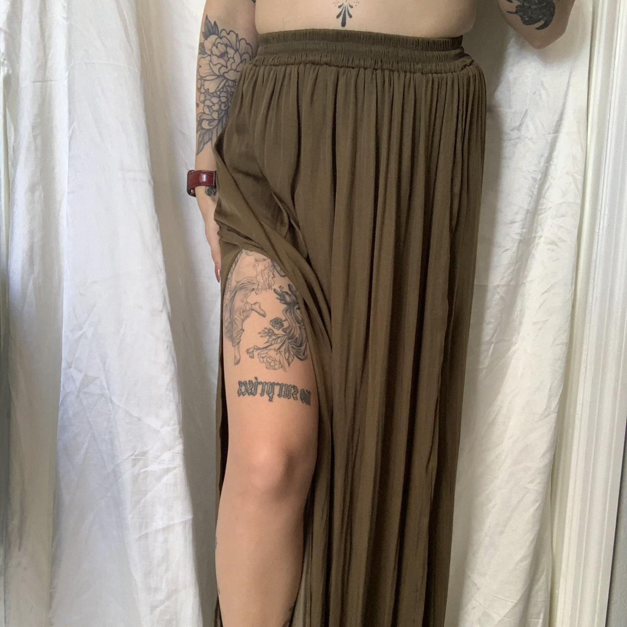 Olive green skirt outlet forever 21