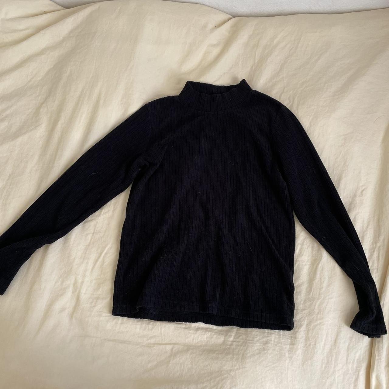 UNIQLO Women's Jumper | Depop