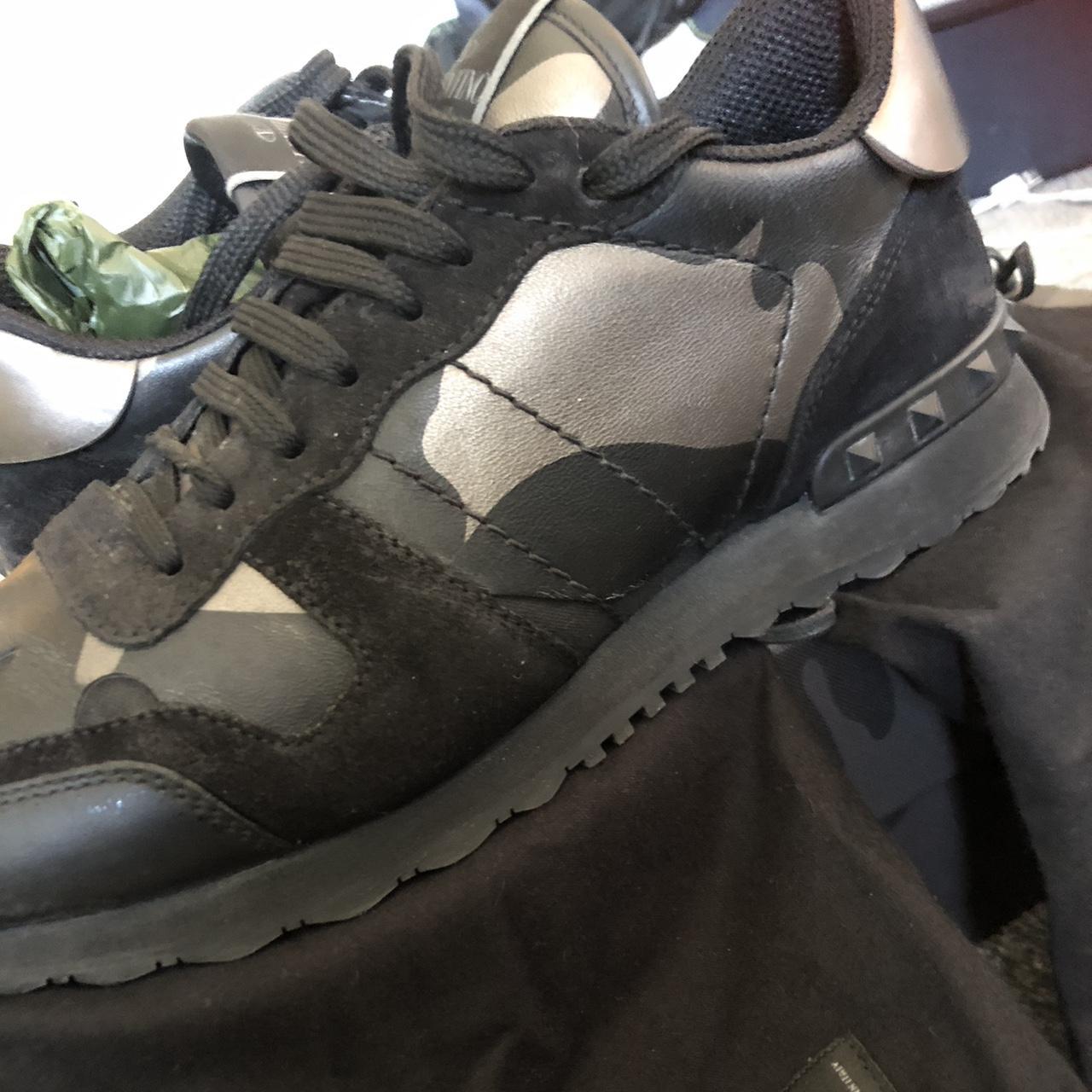 mens black valentino trainers