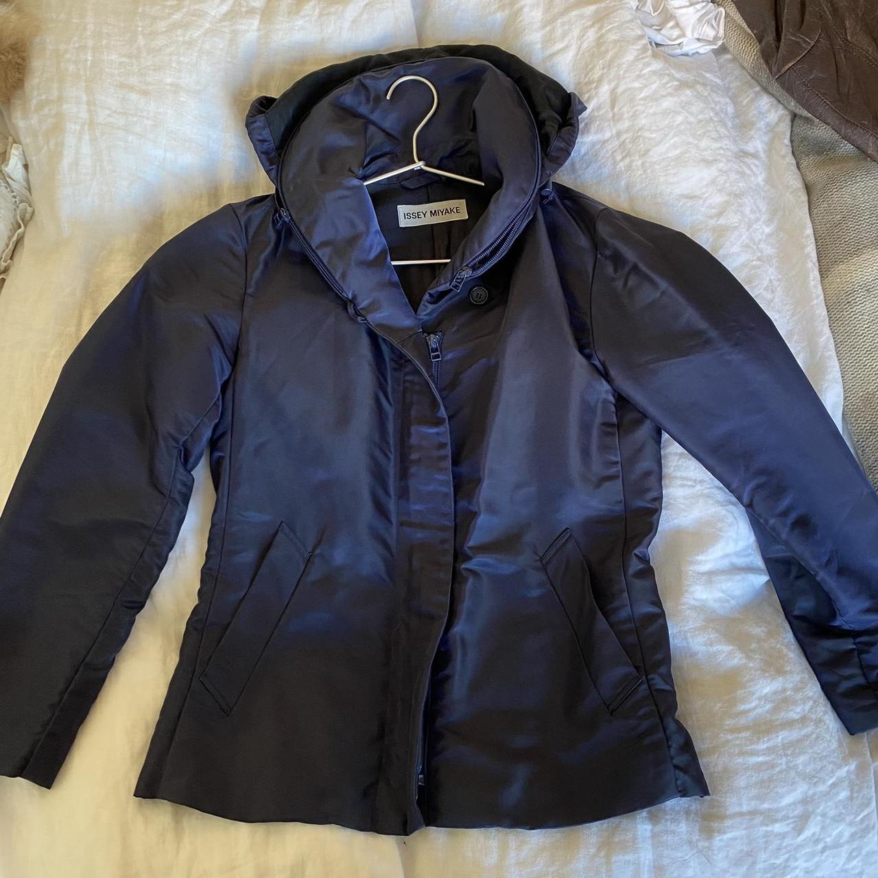 ISSEY MIYAKE rain jacket in navy blue Has hidden... - Depop