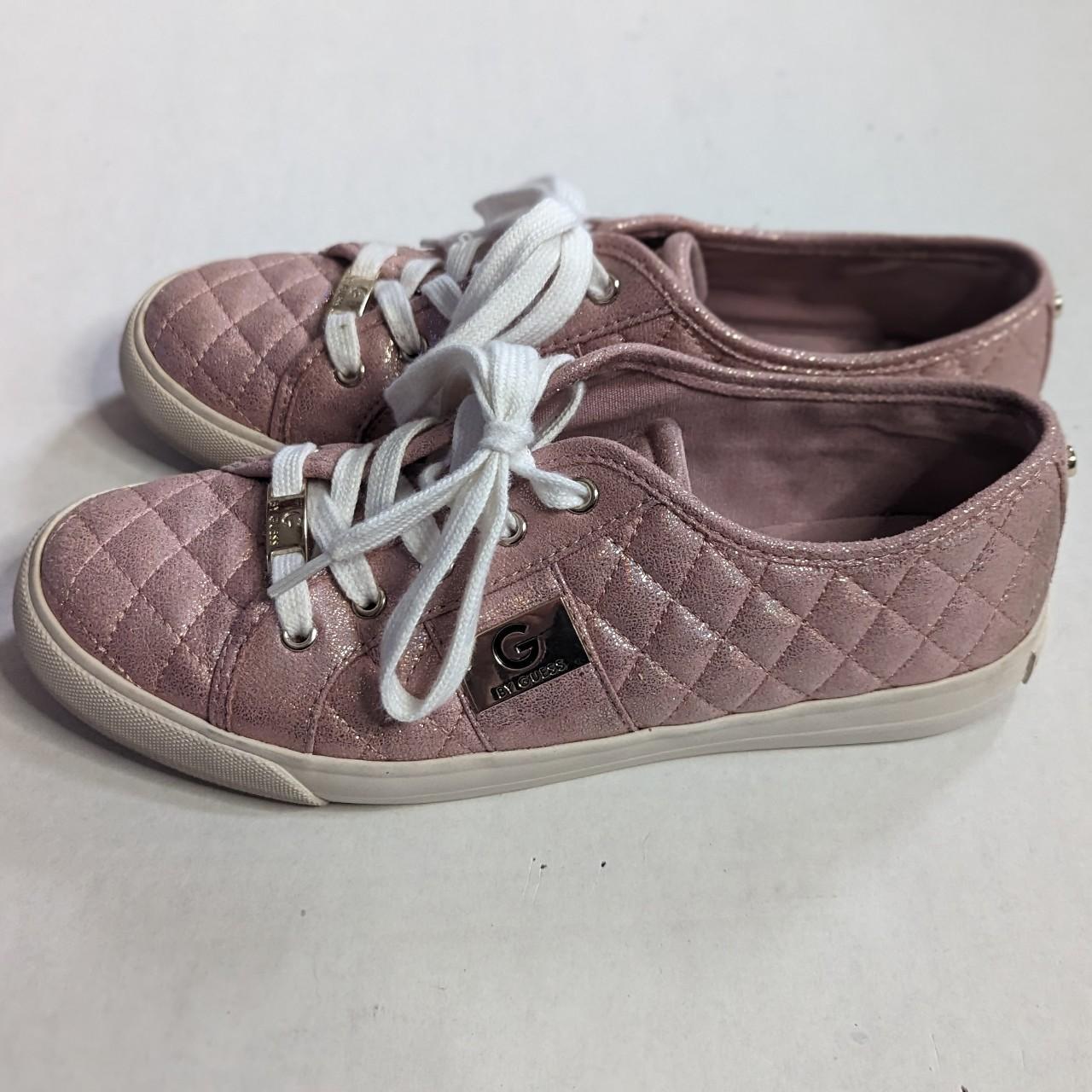 Women's White and Pink Trainers | Depop