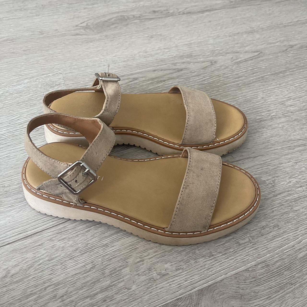 Ladies tan sandals size on sale 6