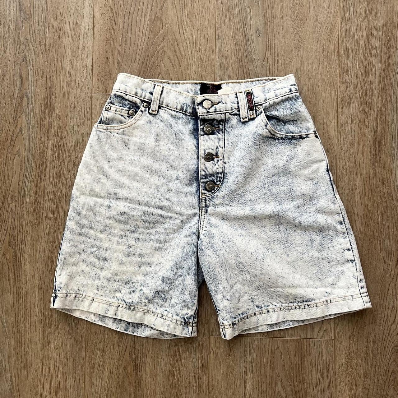 Vintage 80s acid fashion wash Basic Saturday blues denim shorts