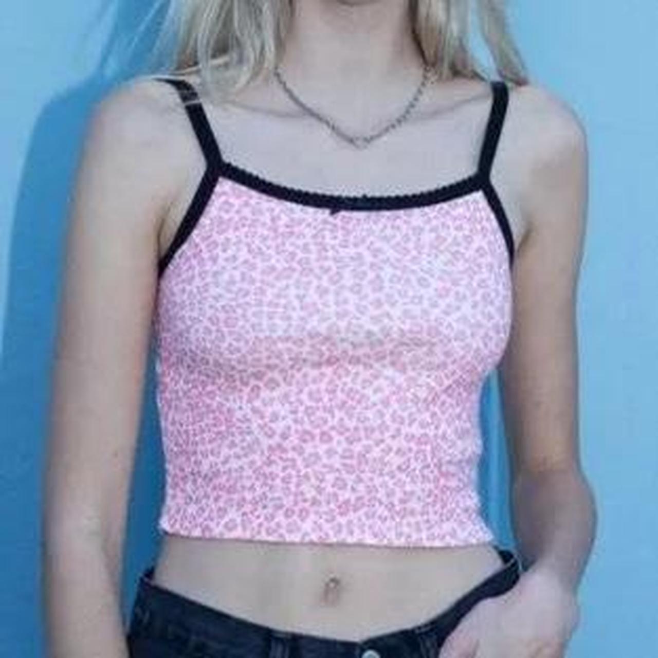 Brandy Melville Pink Cheetah Print Zelly Crop Top Size XS - $29 (17% Off  Retail) - From roya