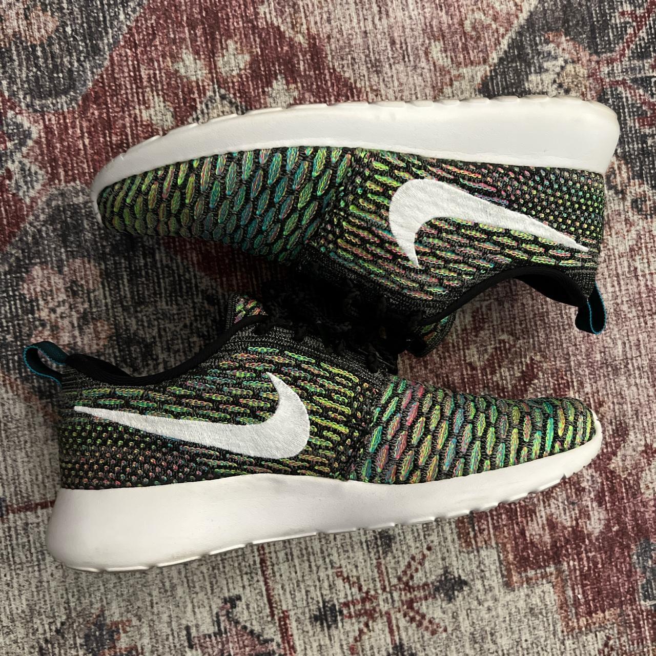 Nike flyknit 2024 roshe womens