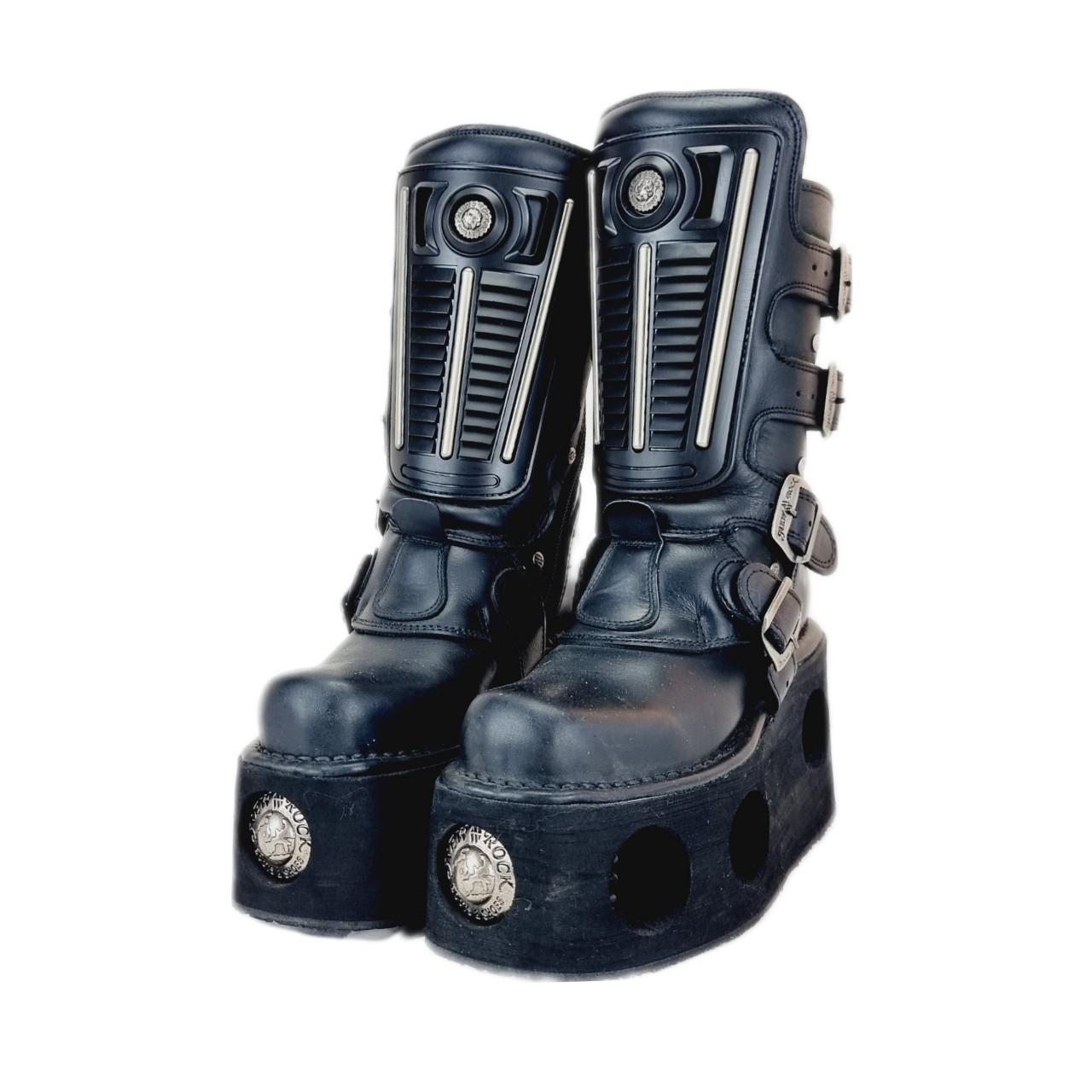 Vintage original black leather and silver metal big | Depop